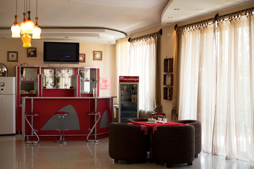 Advantage Hotel Samarkand Buitenkant foto